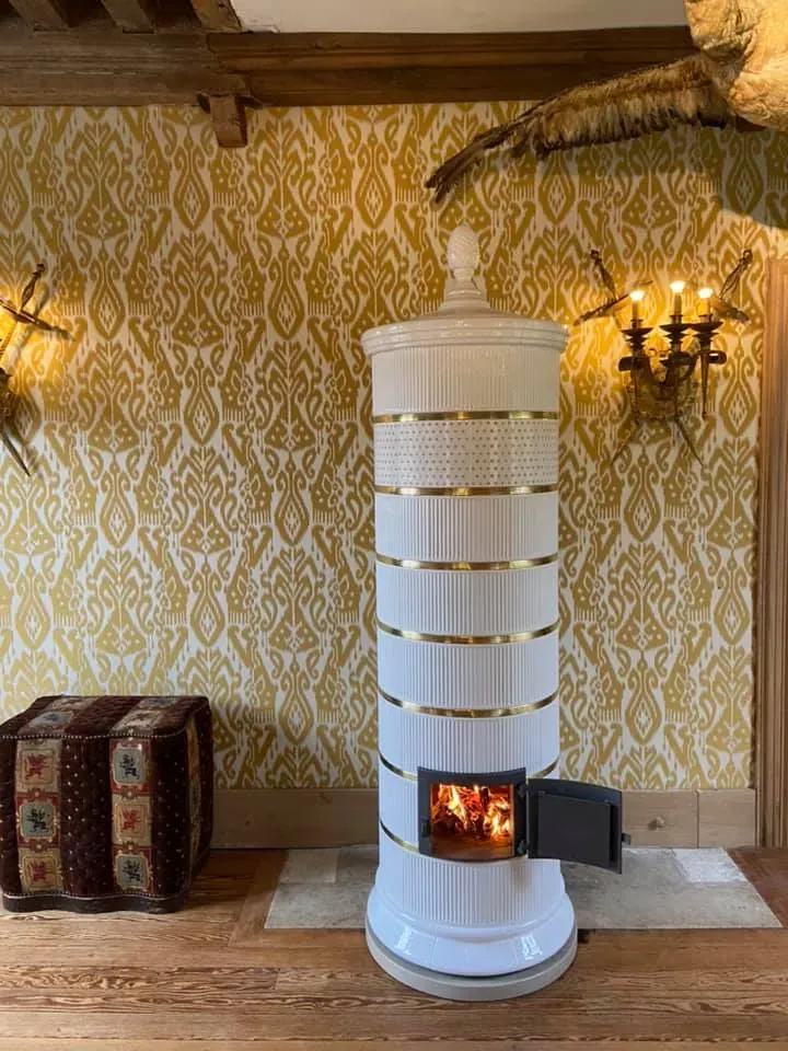 poele de faience blanc (5)